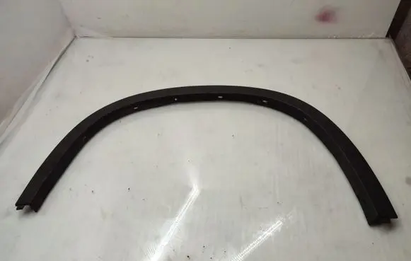 BMW X1 E84 Front arch trim 2990165
