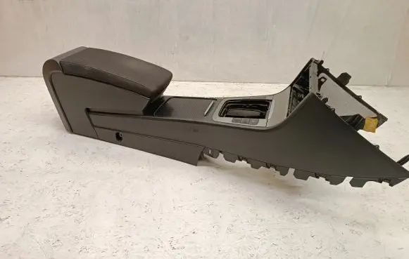 Volkswagen PASSAT B6 Center console 3C1863241 3C0863319J