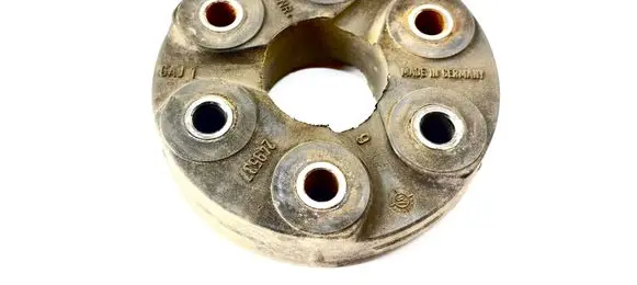 Jaguar XJ X308 Rear prop shaft donut coupling/joint 249537