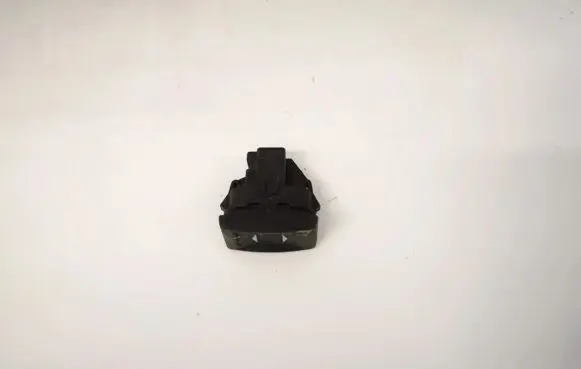 Ford Mondeo Mk III Electric window control switch 1s7t14529ab