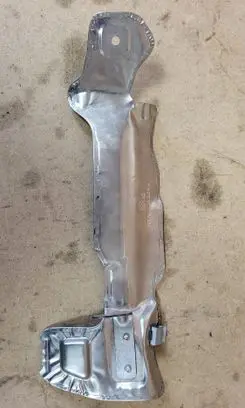 Mercedes-Benz GLS X166 other engine part A2561422200