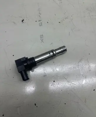High voltage ignition coil