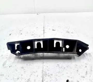 Ford Focus Front bumper mounting bracket BM51170959AE