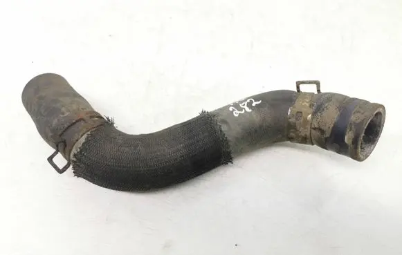 Suzuki Grand Vitara II Engine coolant pipe/hose
