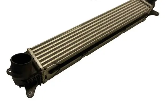KIA Ceed Intercooler radiator 2827008000 20220620 A10113103