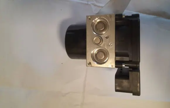 Volkswagen Transporter - Caravelle T5 ABS Pump 7E0907379H