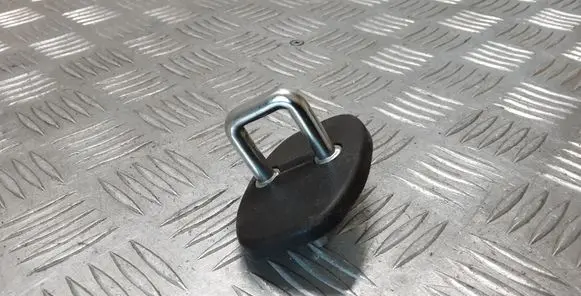 Lexus GS 300 350 430 450H Rear door lock loop/hook striker 