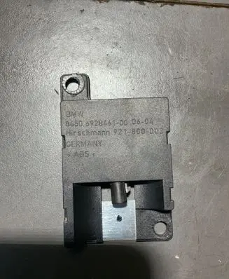 BMW X3 E83 Bluetooth antenna 6928461