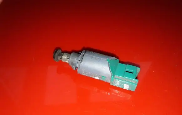 Renault Scenic III - Grand scenic III Brake pedal sensor switch 253250007R 0302F