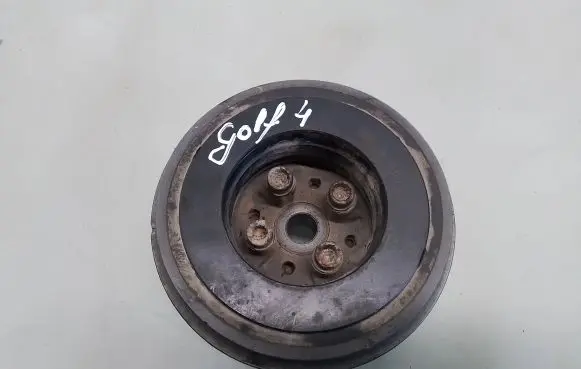 Volkswagen Golf IV Crankshaft pulley
