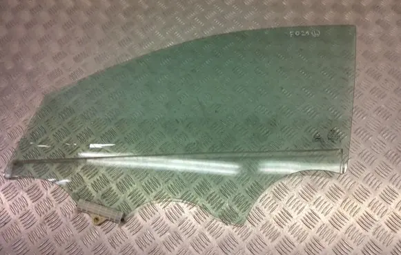 KIA Niro Front door window glass four-door