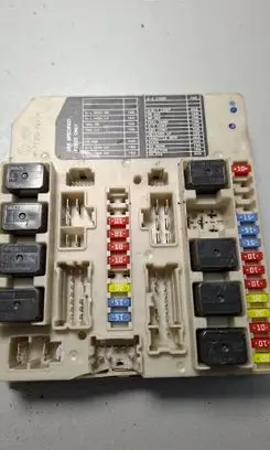 Nissan Note (E11) Fuse box set 284B7AX61A R0022