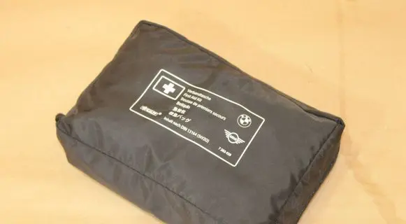 BMW 2 G42 First aid kit 7263439
