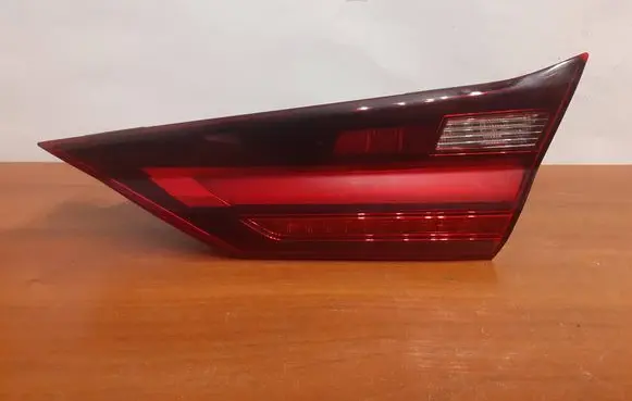 BMW 1 F40 Tailgate rear/tail lights 7450652 647500 647752