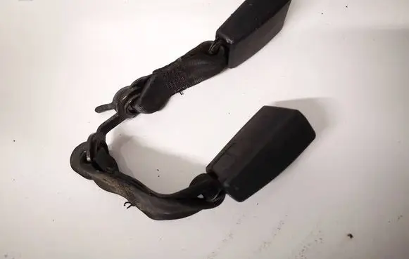 Citroen C3 Middle seatbelt buckle (rear) 9681958880 34064657