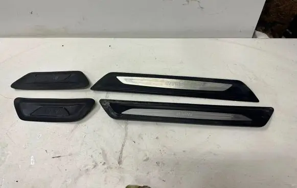 BMW 2 F45 Front sill trim cover 7289215 7410460 7289219