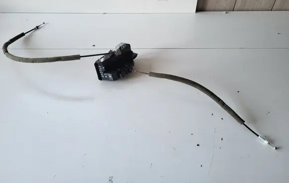 Renault Kadjar Rear door lock
