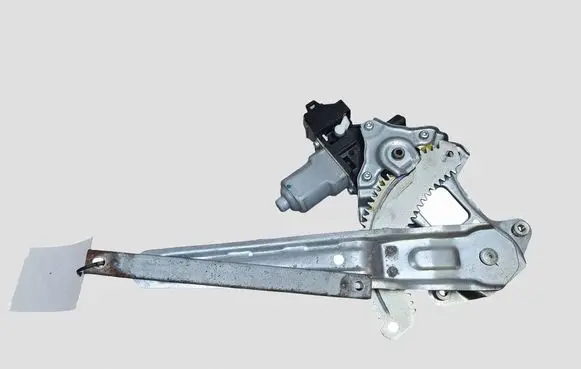 Nissan Leaf I (ZE0) Rear door window regulator with motor 82730CV01B