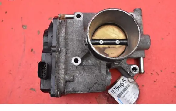 Mazda 6 Throttle body valve L3R413640