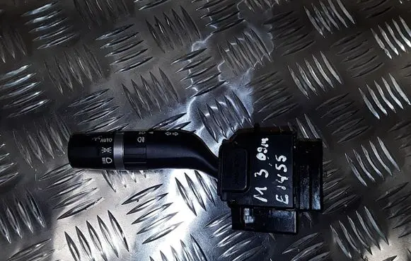 Mazda 3 II Light switch 17D682
