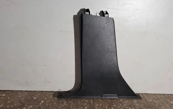 Volvo V60 (B) pillar trim (bottom) 31307480