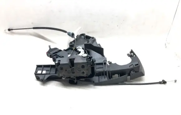 Volvo V50 Front door lock