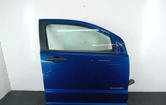 Dodge Caliber Front door