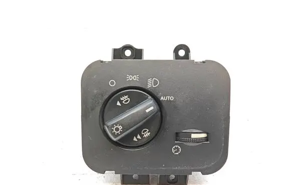 Land Rover Discovery 3 - LR3 Light switch 501220