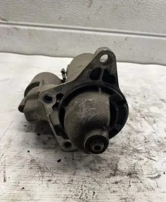 Ford Mondeo Mk III Starter motor 1005821583