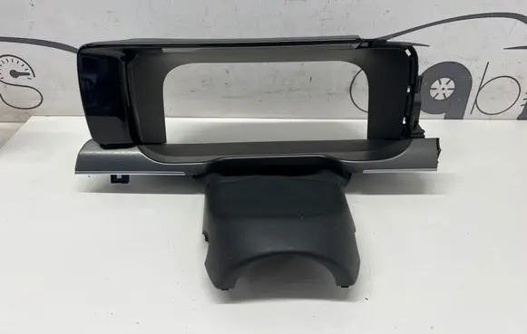 KIA Sorento IV Dashboard trim 84780P2200 84831P2140