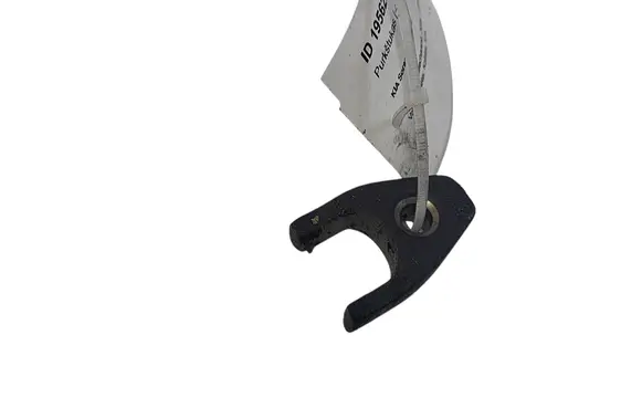 KIA Sorento Fuel Injector clamp holder