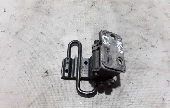 Audi A6 S6 C6 4F Rear door lower hinge 8E0833411E