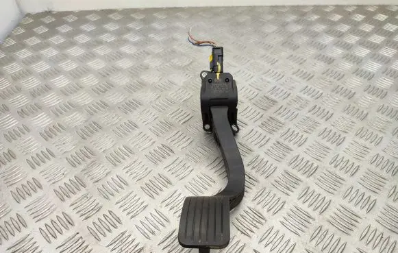 Peugeot 5008 Accelerator throttle pedal 9671416880 0280755167