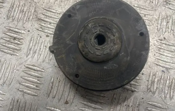 Mercedes-Benz C W205 Front coil spring rubber mount 