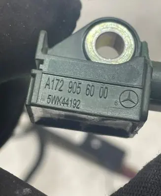 Mercedes-Benz C W204 Airbag deployment crash/impact sensor A1729056000 5WK44192
