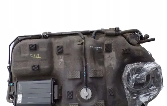 KIA Sportage Fuel tank 31100D7000