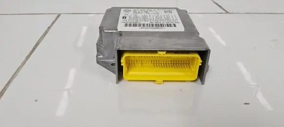 Audi A4 S4 B8 8K Airbag control unit/module 8K0959655G 5WK44111