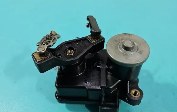 Mercedes-Benz ML W164 Intake manifold valve actuator/motor A6421500494Q2 IMPRK1536551