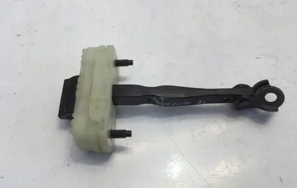 Hyundai Tucson IV NX4 Rear door check strap stopper