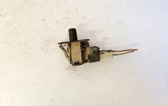 Mercedes-Benz E W210 Front door sensor coupe 2028202110 30010101