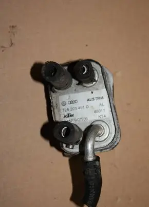 Audi Q7 4L Fuel cooler (radiator) 7L6203491D 48011 045190706