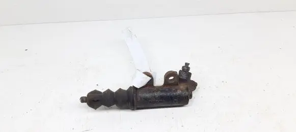 Clutch slave cylinder