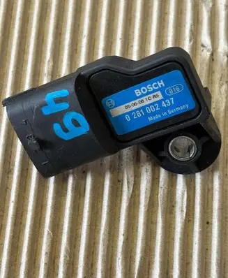 Opel Vectra C Air pressure sensor 0281002437