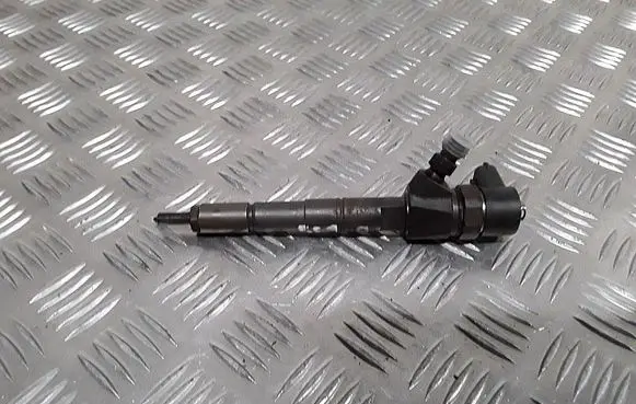 Opel Signum Fuel injector 0445110159