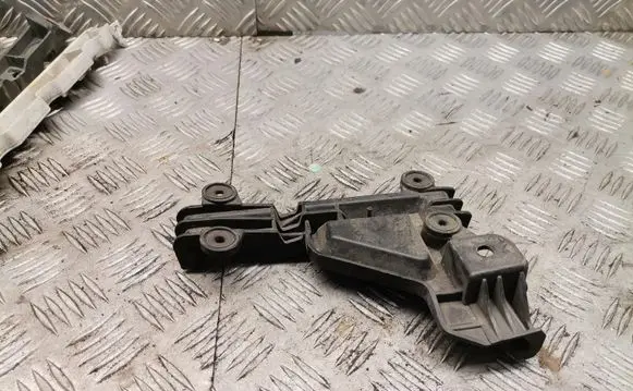 Audi A6 S6 C4 4A Rear bumper mounting bracket 4a0807483a