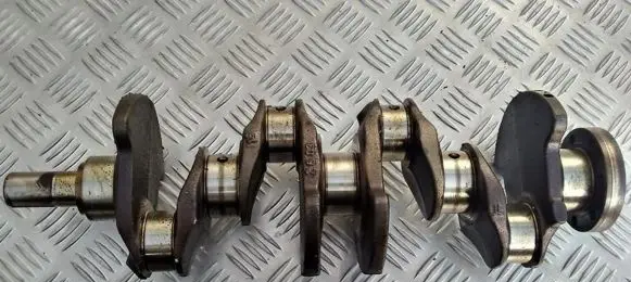 Renault Laguna I Crankshaft 