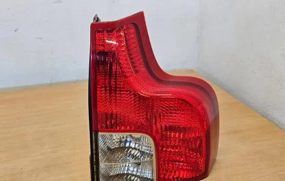 Volvo XC90 Rear/tail lights