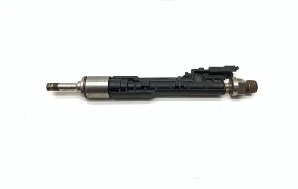 BMW 7 F01 F02 F03 F04 Fuel injector 0261500186