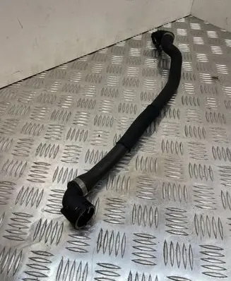 BMW 5 E60 E61 Engine coolant pipe/hose 1437865