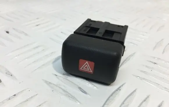 Opel Zafira A Hazard light switch 90589897